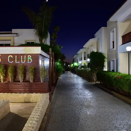 Rezort Aktea Village 4*