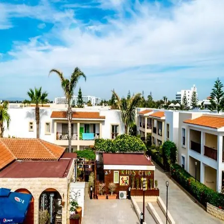 Aktea Village Semesteranläggning (resort) 4*
