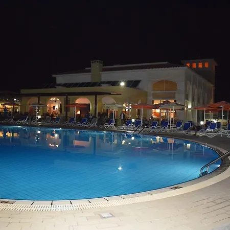 Aktea Village Semesteranläggning (resort)