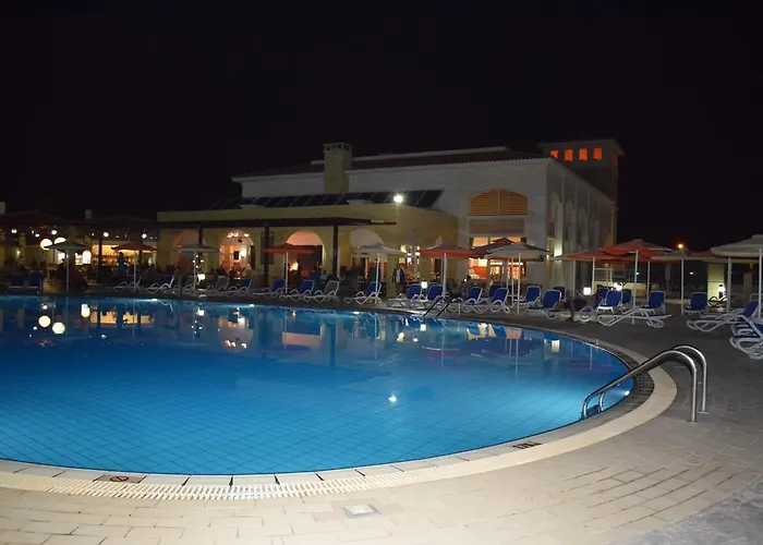 Aktea Village Semesteranläggning (resort)